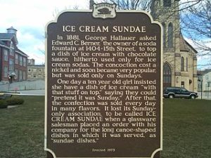 Wisconsin Historical Marker detailing Two Rivers as the locale of the invention of the ice cream sundae - Central Park, Two Rivers, WI